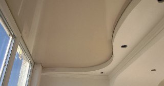 Натяжной потолок на балкон Полевской, цена 6159 руб.